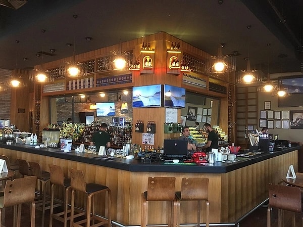 11. Newcastle Pub