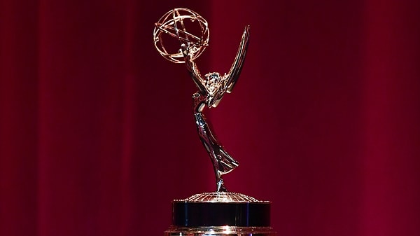 Televizyon dünyasının en prestijli ödülü kabul edilen Emmy Ödülleri için hazırlıklar başladı.