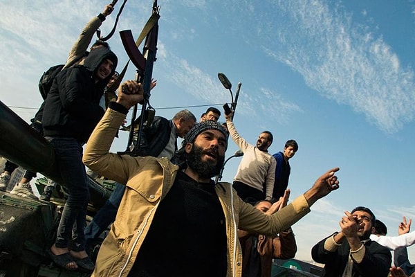 Suriye'de yeniden gerilim tırmanıyor. Dürzi militanlar ile Suriye ordusu karşı karşıya geldi.