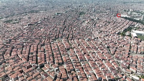 Çarpık kentleşmenin örnek ilçesi oldu.