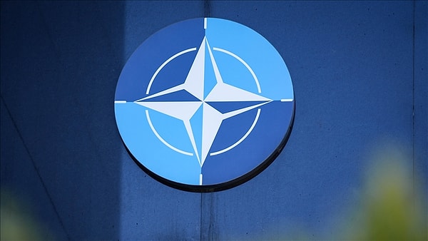 10. Türkiye, 2023 yılında aşağıdaki ülkelerden hangisinin NATO üyeliğini onaylamıştır?