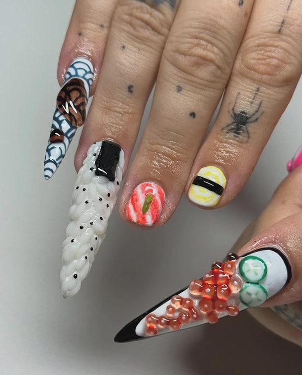 8. Göz kanatan tasarımların vazgeçilmezi: Nail art!