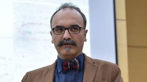 Emrah Safa Gürkan, zaman zaman yaptığı açıklamalarla ve paylaşımlarla gündem oluyor biliyorsunuz ki.