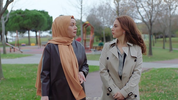 Show TV'nin fenomen dizisi Kızılcık Şerbeti'ndeki skandal ayrılığı hala hatırlarsınız.