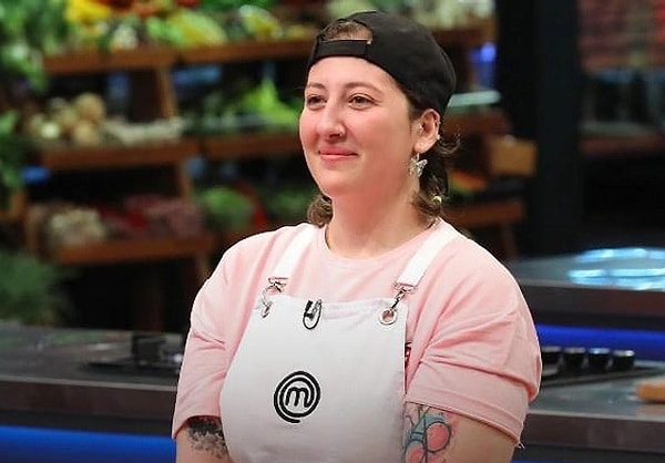 MasterChef Türkiye'de ana kadroya girmeye hak kazanan 15. isim İrem olmuştu.