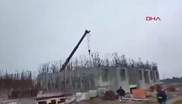"Nereden baksan 1 dakikayı geçti. "