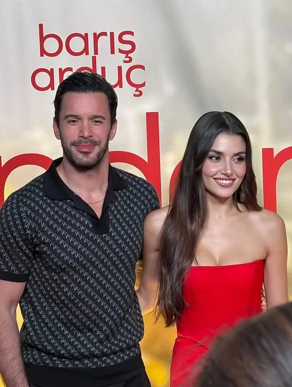 Hande Erçel ve Barış Arduç’un dizisinin adı değişti.