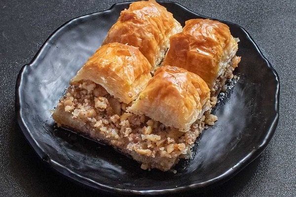 Sen cevizli baklavasın!