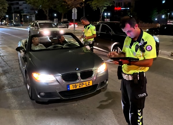 Olay, Taşpazar Mahallesi Ebulfeyz Elçibey Caddesi üzerinde yaşandı.