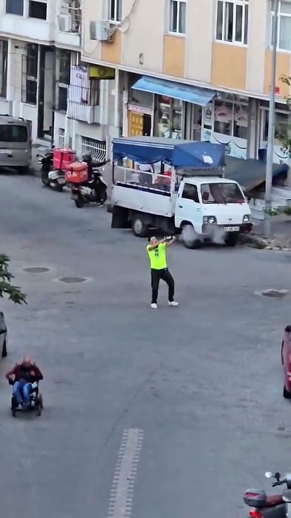İstanbul’da silahların patladığı bir olay da Esenyurt ilçesinde meydana geldi.
