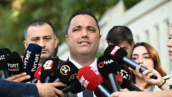 “Tehdit mesajlarını kendi gönderdiği belirtiliyor”