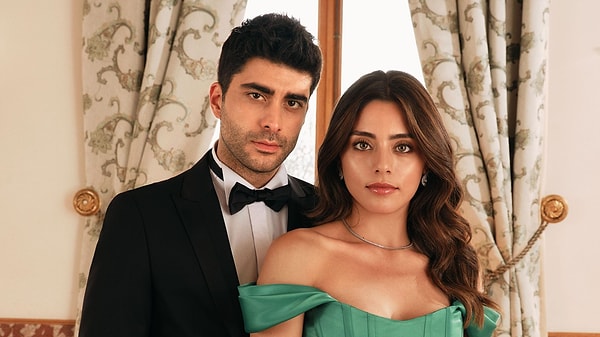 Gold Film imzalı Kızılcık Şerbeti, son yıllarda ekranlarda başarı yakalayan nadir örneklerden.