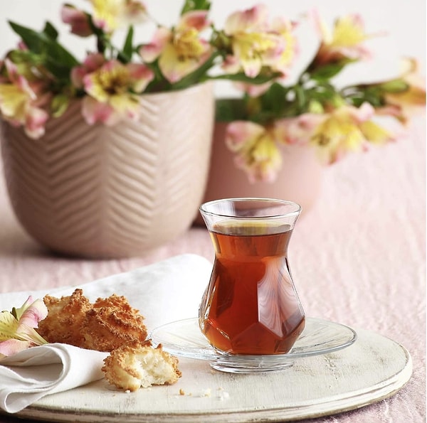 Lav, Alya 12'Li Çay Seti