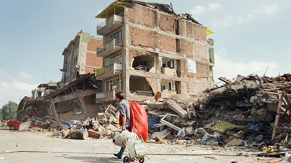 17 Ağustos 1999: Tam 26 yıl oldu.