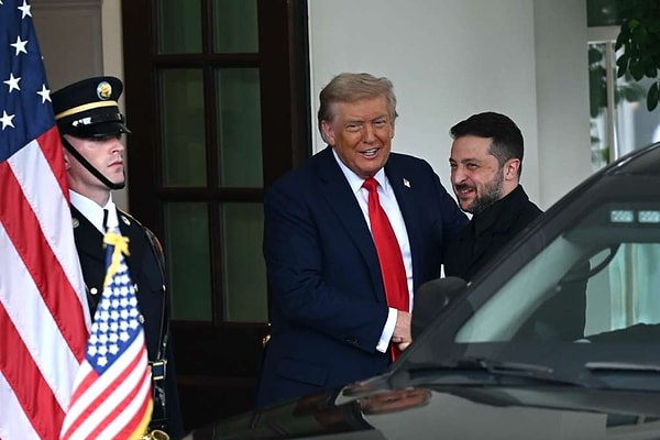 Donald Trump, savaş halinde seçim yapılmamasını sevdi.