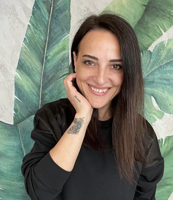 Aylin Balboa, özellikle kısa öykü türünde ortaya koyduğu eserlerle dikkatleri üzerine çeken, modern edebiyatın özgün kalemlerinden biri.