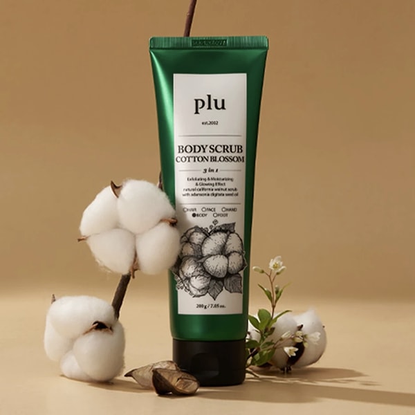 Duş keyfinizi biraz daha özel hale getirmek isterseniz Plu Original Body Scrub Cotton Blossom tam size göre.