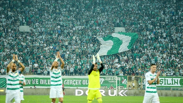 4 büyükler haricinde şampiyon yoktu.
