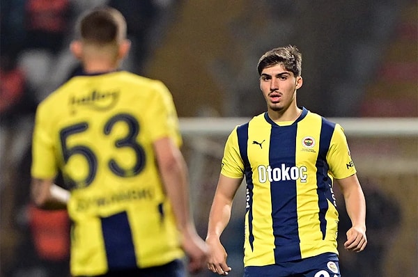 Yusuf Akçiçek, geçtiğimiz sezon görev aldığı maçlarda taraftarın beğenisini kazanmıştı.