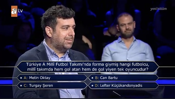 Türkiye A Milli Futbol Takımı!nda forma giymiş hangi futbolcu milli takımda hem gol atan hem de gol yiyen tek oyuncudur?