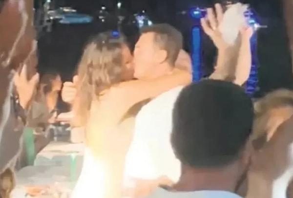 Henüz boşanma defteri kapanmadan, Güzide Duran’ın adı eski Beşiktaş Başkanı Fikret Orman ile yan yana anılmaya başladı.