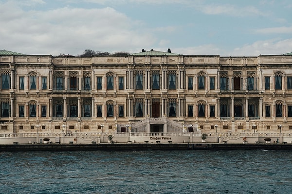 Çırağan Palace – The Elegant Pearl of the Bosphorus