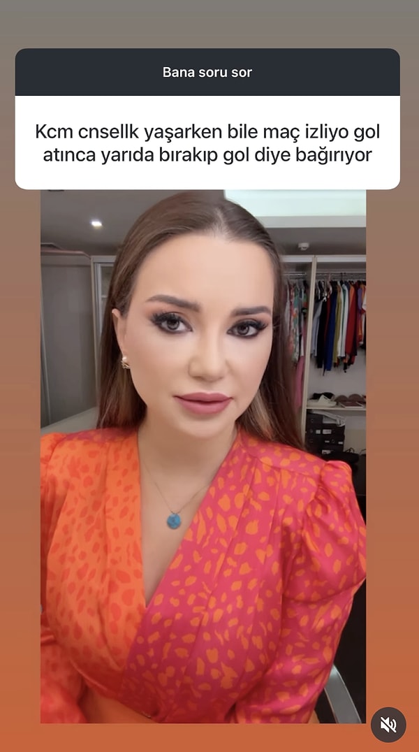 Klinik psikolog Esra Ezmeci'yi artık tanımayanımız yok.