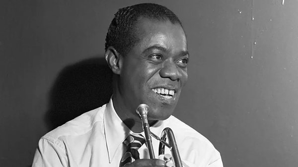 Genç Armstrong, müzik dünyasına hızlı adım atmaya başlamıştı.
