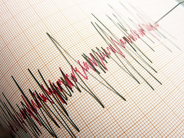 Gece yarısı Balıkesir'de korkutan deprem!