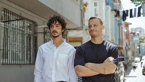 Kimi zaman böyle set kazaları yaşanabiliyor.