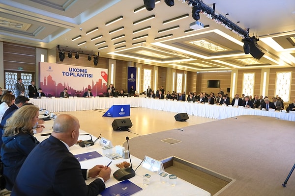 UKOME, İBB Genel Sekreter Yardımcısı Pelin Alpkökin başkanlığında Afet Koordinasyon Merkezi'nde toplandı.