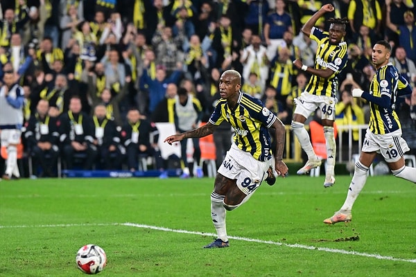 Penaltı kabusu sona erdi.