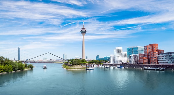 Sen bir dünya şehri olsan "Düsseldorf" olurdun!