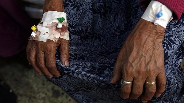 Dünya Sağlık Örgütü'nde kolera alarmı: "Sadece bu yıl 23 ülkede 190 binden fazla kişi koleraya yakalandı ve 4 bin 200'den fazla kişi hayatını kaybetti."