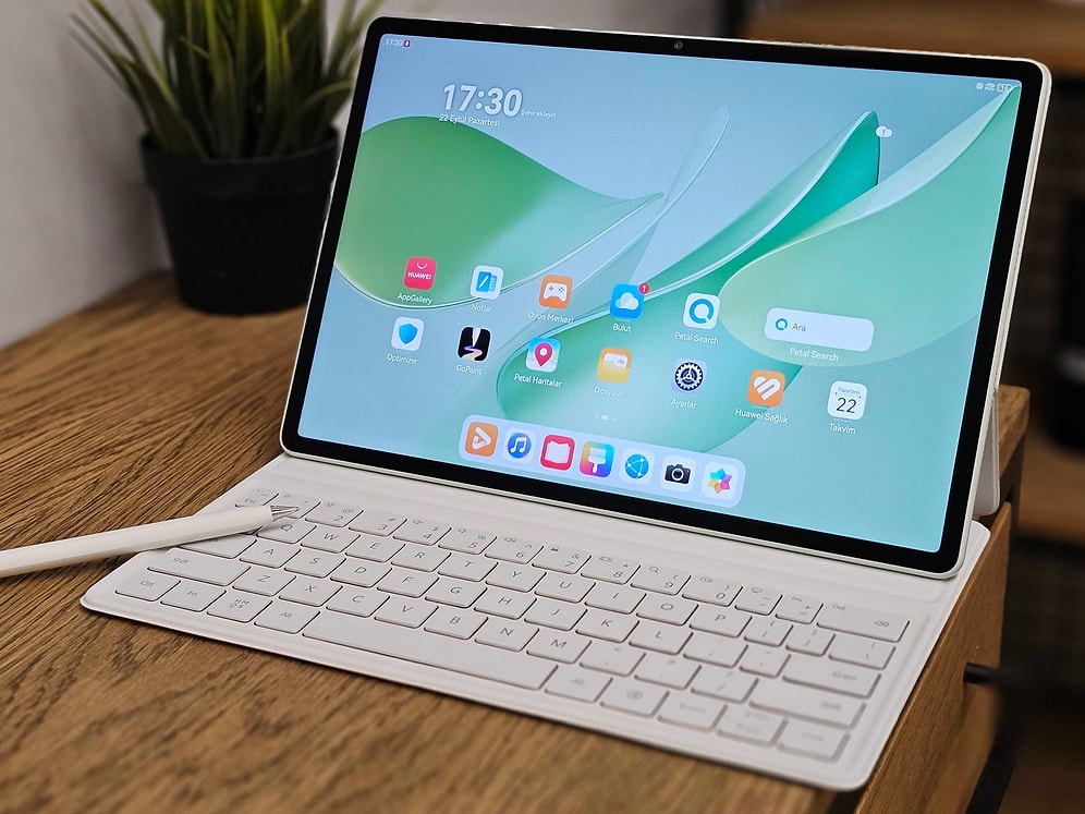 Huawei MatePad 12X ile Bir Gün Geçirmek: Hem İş, Hem Eğlence İçin İdeal Tablet mi?