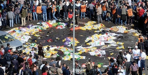 Canlı bombalar peş peşe infilak etti!