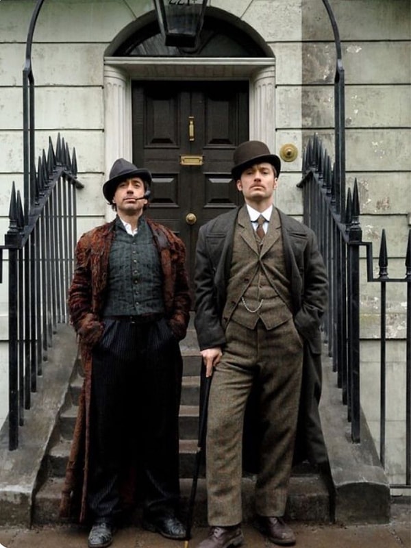 Sherlock Holmes /Wednesday Addams