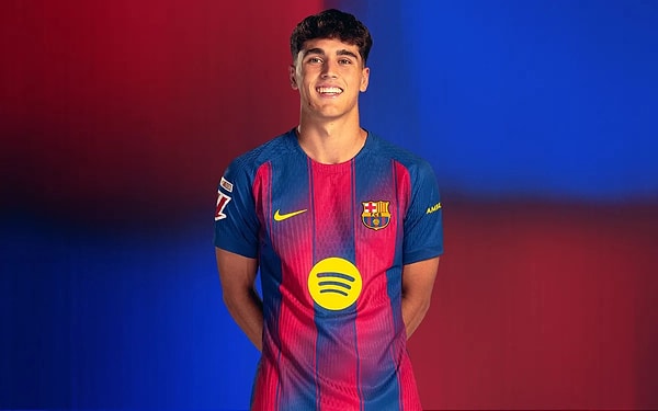 Barcelona put a 500 million Euro release clause to not miss him, but he keeps his feet on the ground.