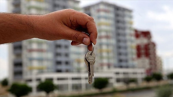 Bugün bazı basın organlarında “Mesken kiralarına stopaj vergisi” geliyor iddiası yer almıştı.