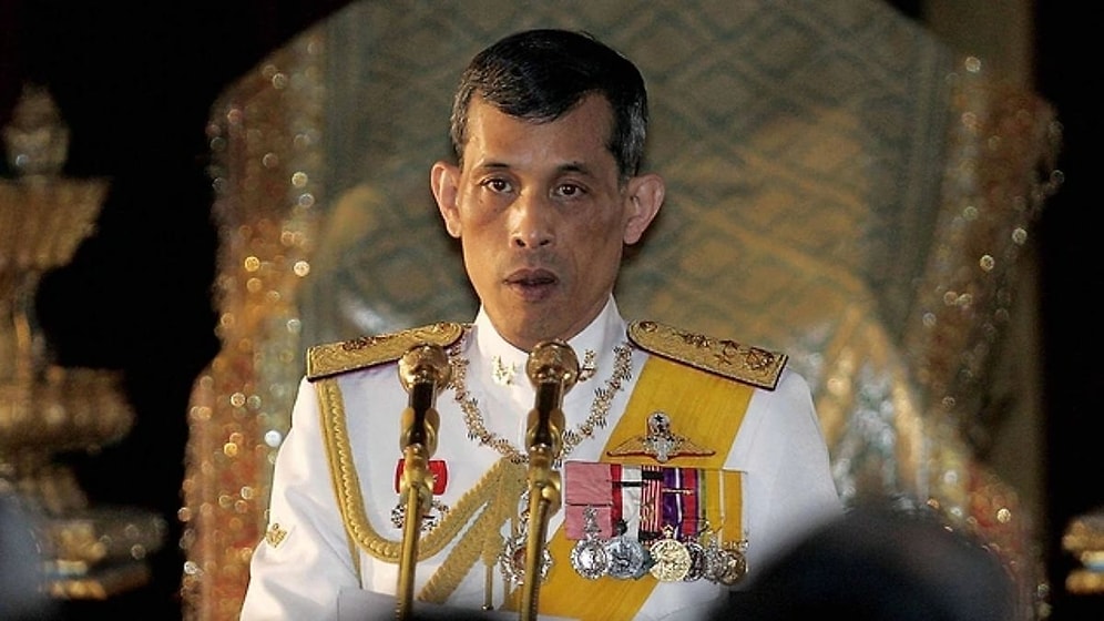 Thailand's Richest King: Owns 38 Planes, 300 Cars, and 52 Gold Boats!