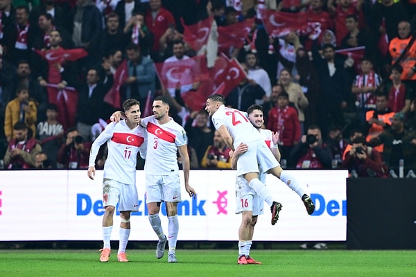 A Milli Futbol Takımımız, Dünya Kupası yolundaki kritik maçta Gürcistan ile karşı karşıya geldi.