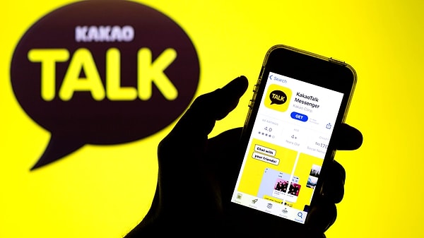 KakaoTalk, ilk kurulduğunda sadece basit bir mesajlaşma uygulamasıydı.