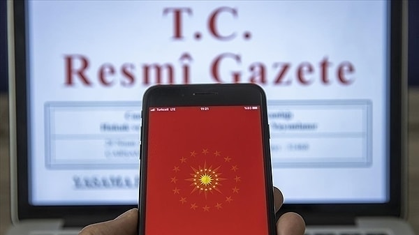 16 bakanlıkta oluşturulacak yeni daire başkanlığı sosyal medyada dikkat çekti.