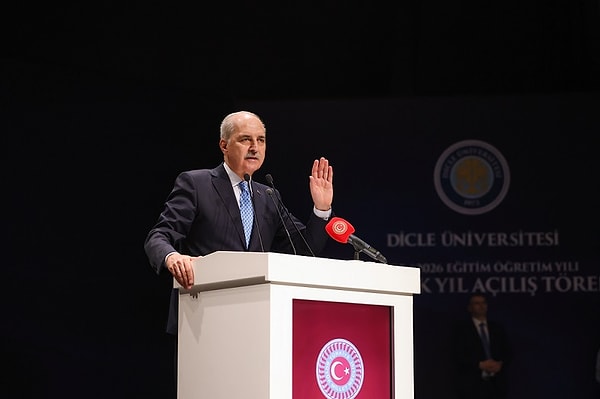 Konuşma yapan Kurtulmuş, sözlerini Kürtçe ile tamamladı.
