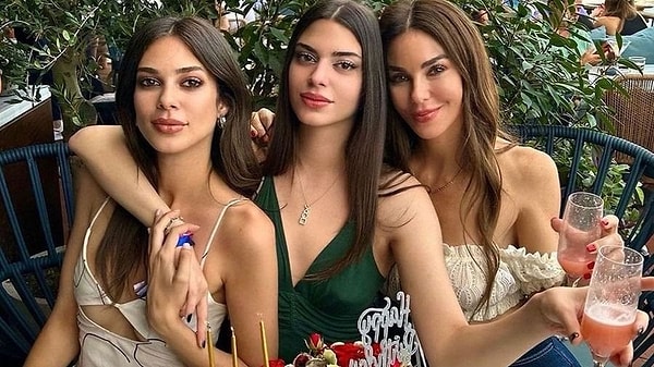 Defne Samyeli, kızları Derin-Deren Talu hakkında açıklama yaptı.