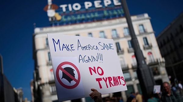 Trump'ın "otoriterliğine" meydan okumayı amaçlıyorlar.