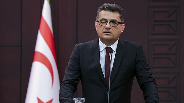 Kuzey Kıbrıs'ta yeni cumhurbaşkanı Tufan Erhürman oldu.