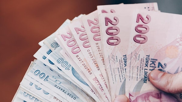 İşçi, işveren ve hükümet temsilcilerinden oluşan Üçlü Danışma Kurulu, Asgari Ücret Tespit Komisyonu'nun yapısı ve işleyişini değerlendirmek üzere bir araya geldi.