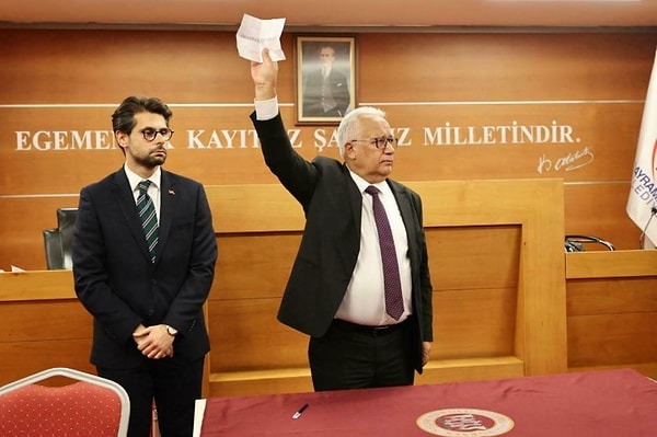 İlk turda geçersiz oy tartışması devam etti.