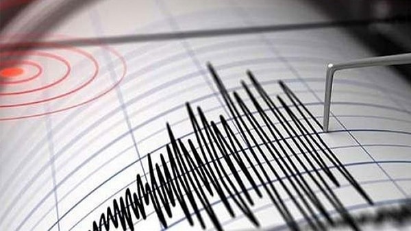 Sındırgı'da meydana gelen depremin ardından iletişim altyapısında ve GSM operatörlerinde sorun yaşandığı iddialarına Bakan Abdulkadir Uraloğlu ve BTK'dan açıklama geldi.